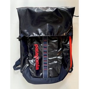 *SOLD* PATAGONIA Blackhole 32L Backpack